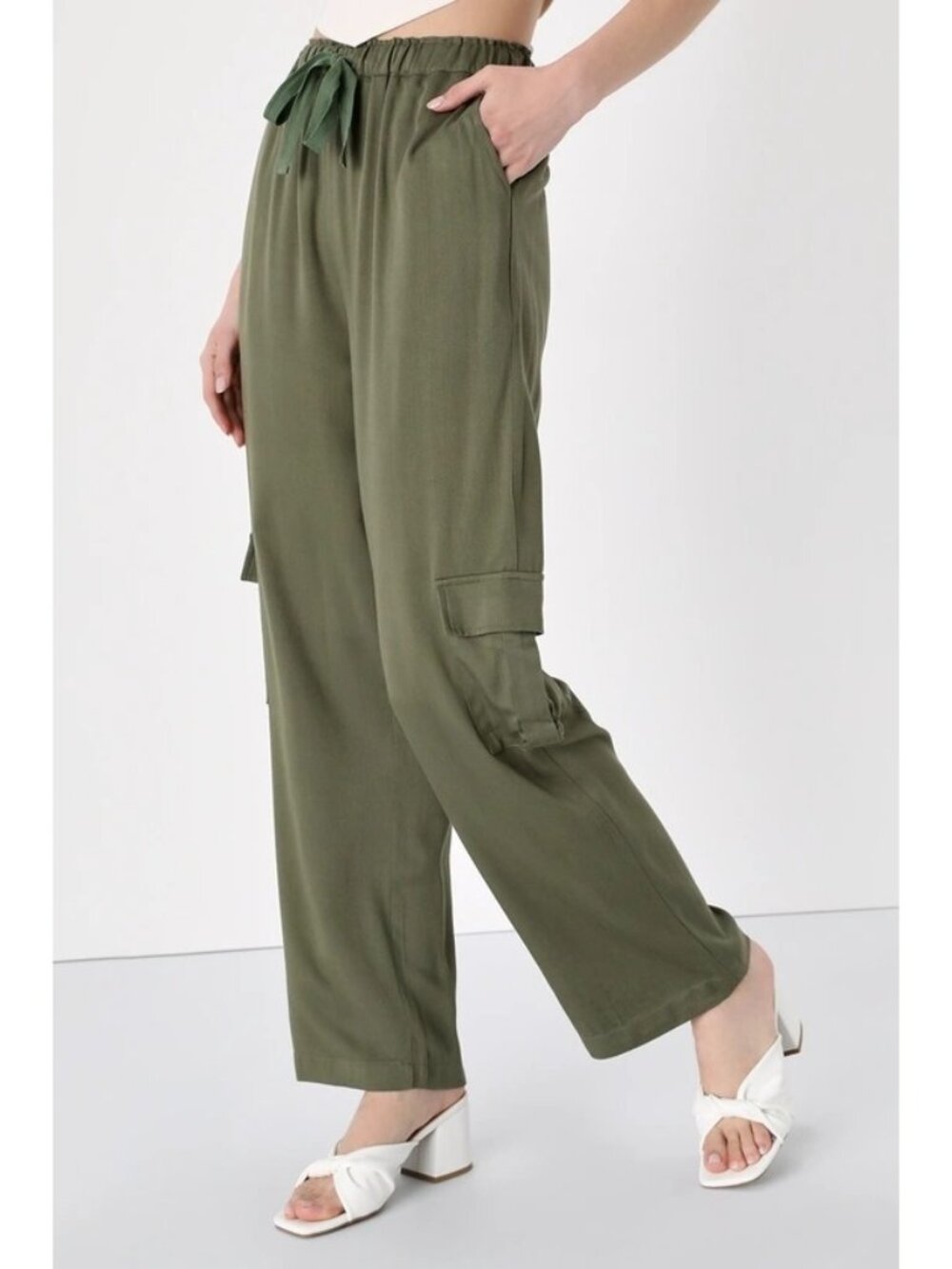 Lulus Casually Modern Cargo Pants Small Olive Green Straight Leg Elastic Waist